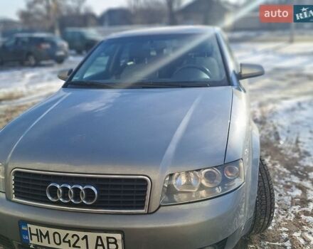 Серый Ауди А4, объемом двигателя 2 л и пробегом 396 тыс. км за 3500 $, фото 1 на Automoto.ua