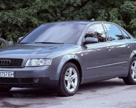 Сірий Ауді А4, об'ємом двигуна 2 л та пробігом 240 тис. км за 4500 $, фото 1 на Automoto.ua