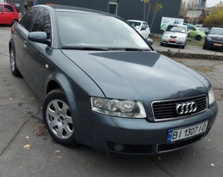Серый Ауди А4, объемом двигателя 2 л и пробегом 290 тыс. км за 4200 $, фото 1 на Automoto.ua