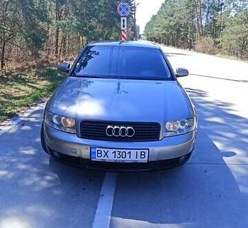 Ауді А4 2001 у Славуте на Automoto.ua Сірий Ауді А4, об'ємом двигуна 1.98 л та пробігом 315 тис. км за 4600 $, фото 1 на Automoto.ua