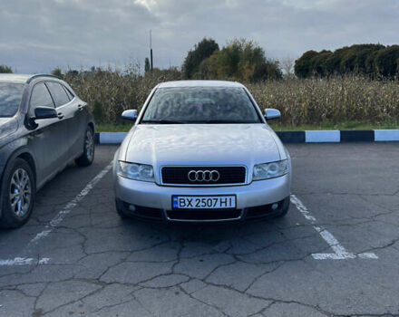 Сірий Ауді А4, об'ємом двигуна 2 л та пробігом 226 тис. км за 4500 $, фото 1 на Automoto.ua