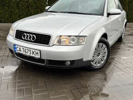 Ауди А4 2001 в Чернобае на Automoto.ua Серый Ауди А4, объемом двигателя 1.6 л и пробегом 135 тыс. км за 5299 $, фото 1 на Automoto.ua