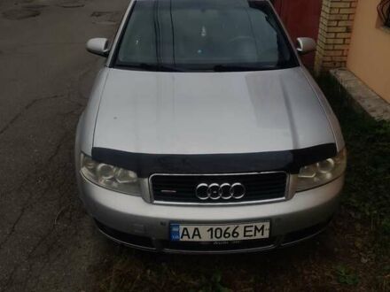 Серый Ауди А4, объемом двигателя 2.5 л и пробегом 400 тыс. км за 5000 $, фото 1 на Automoto.ua