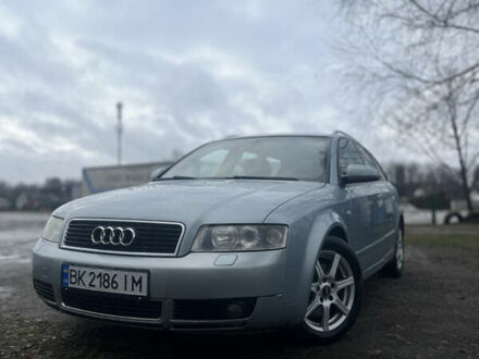 Серый Ауди А4, объемом двигателя 2.5 л и пробегом 461 тыс. км за 3950 $, фото 1 на Automoto.ua