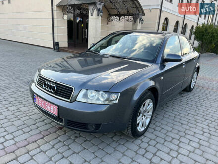 Сірий Ауді А4, об'ємом двигуна 2 л та пробігом 260 тис. км за 5100 $, фото 1 на Automoto.ua