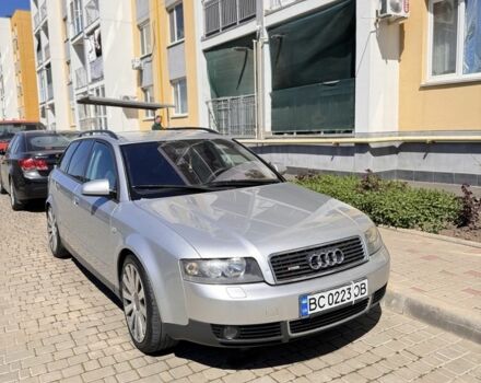 Серый Ауди А4, объемом двигателя 1.8 л и пробегом 350 тыс. км за 3500 $, фото 1 на Automoto.ua