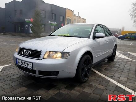 Серый Ауди А4, объемом двигателя 2 л и пробегом 285 тыс. км за 4200 $, фото 1 на Automoto.ua