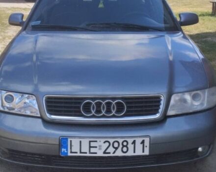 Серый Ауди А4, объемом двигателя 3 л и пробегом 300 тыс. км за 1600 $, фото 1 на Automoto.ua