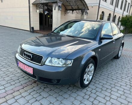 Сірий Ауді А4, об'ємом двигуна 2 л та пробігом 260 тис. км за 5390 $, фото 1 на Automoto.ua