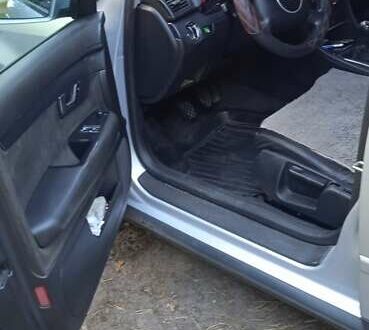 Серый Ауди А4, объемом двигателя 2 л и пробегом 337 тыс. км за 5300 $, фото 1 на Automoto.ua