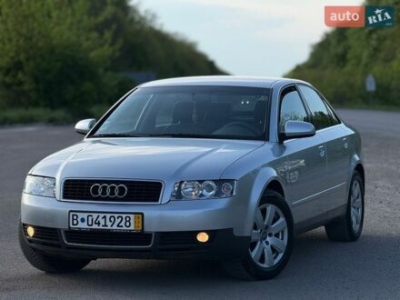 Серый Ауди А4, объемом двигателя 2 л и пробегом 257 тыс. км за 5650 $, фото 1 на Automoto.ua