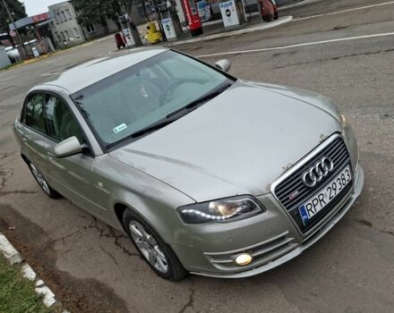 Серый Ауди А4, объемом двигателя 2.4 л и пробегом 300 тыс. км за 2700 $, фото 1 на Automoto.ua