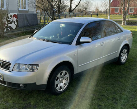 Сірий Ауді А4, об'ємом двигуна 1.6 л та пробігом 300 тис. км за 4500 $, фото 1 на Automoto.ua