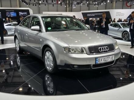 Сірий Ауді А4, об'ємом двигуна 1.6 л та пробігом 246 тис. км за 5000 $, фото 1 на Automoto.ua