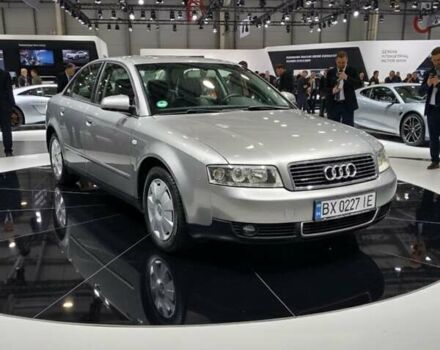 Серый Ауди А4, объемом двигателя 1.6 л и пробегом 246 тыс. км за 5000 $, фото 1 на Automoto.ua