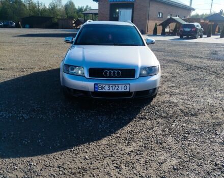 Серый Ауди А4, объемом двигателя 1.6 л и пробегом 170 тыс. км за 4100 $, фото 1 на Automoto.ua