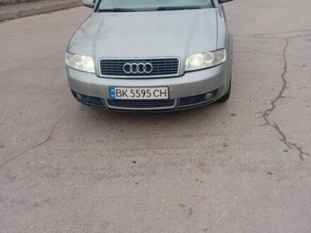 Серый Ауди А4, объемом двигателя 2.5 л и пробегом 500 тыс. км за 3000 $, фото 1 на Automoto.ua