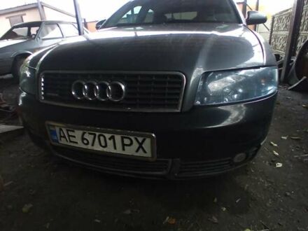 Ауди А4 2002 в Петропавловке на Automoto.ua Серый Ауди А4, объемом двигателя 2.5 л и пробегом 340 тыс. км за 5500 $, фото 1 на Automoto.ua
