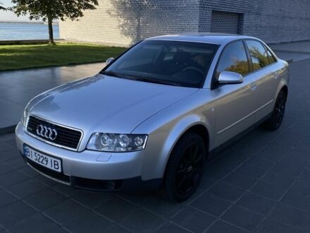 Серый Ауди А4, объемом двигателя 3 л и пробегом 335 тыс. км за 4600 $, фото 1 на Automoto.ua