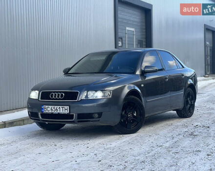 Серый Ауди А4, объемом двигателя 1.6 л и пробегом 280 тыс. км за 3999 $, фото 1 на Automoto.ua