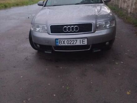 Сірий Ауді А4, об'ємом двигуна 1.6 л та пробігом 245 тис. км за 6500 $, фото 1 на Automoto.ua