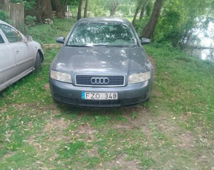 Серый Ауди А4, объемом двигателя 0 л и пробегом 400 тыс. км за 2231 $, фото 1 на Automoto.ua