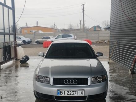 Сірий Ауді А4, об'ємом двигуна 2 л та пробігом 232 тис. км за 4500 $, фото 1 на Automoto.ua