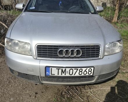 Серый Ауди А4, объемом двигателя 2 л и пробегом 270 тыс. км за 2700 $, фото 1 на Automoto.ua