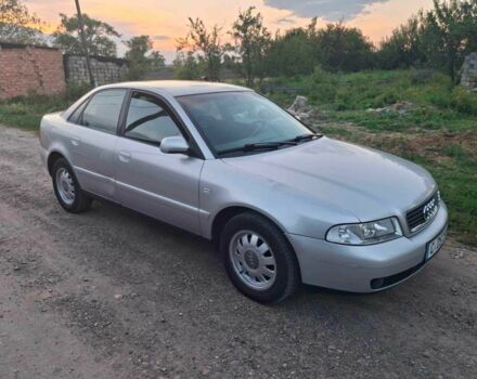 Серый Ауди А4, объемом двигателя 2 л и пробегом 240 тыс. км за 1900 $, фото 1 на Automoto.ua