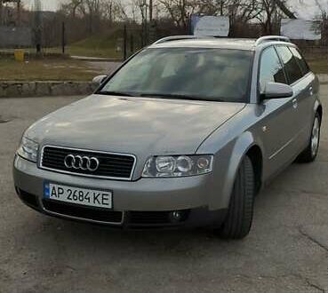 Ауди А4 2002 в Запорожье на Automoto.ua Серый Ауди А4, объемом двигателя 2 л и пробегом 245 тыс. км за 7000 $, фото 1 на Automoto.ua
