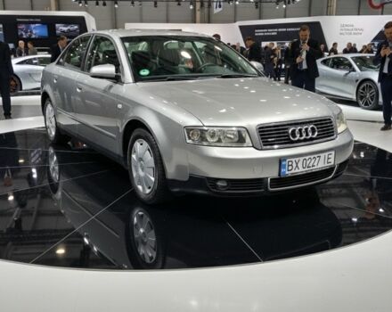 Серый Ауди А4, объемом двигателя 1.6 л и пробегом 246 тыс. км за 5000 $, фото 1 на Automoto.ua