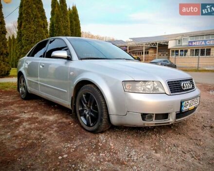 Ауді А4 2002 у Броварах на Automoto.ua Сірий Ауді А4, об'ємом двигуна 2.5 л та пробігом 305 тис. км за 4500 $, фото 1 на Automoto.ua