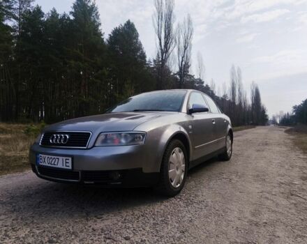 Сірий Ауді А4, об'ємом двигуна 1.6 л та пробігом 245 тис. км за 4100 $, фото 1 на Automoto.ua