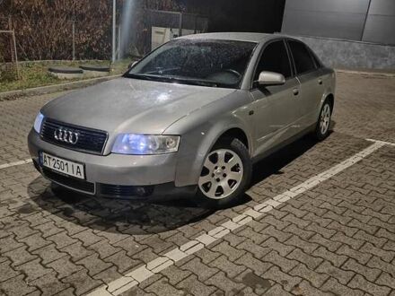 Сірий Ауді А4, об'ємом двигуна 1.98 л та пробігом 320 тис. км за 5000 $, фото 1 на Automoto.ua