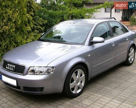 Сірий Ауді А4, об'ємом двигуна 1.6 л та пробігом 217 тис. км за 5200 $, фото 1 на Automoto.ua