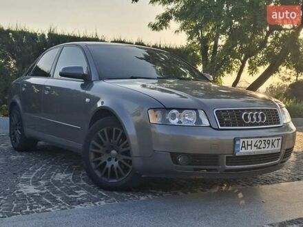 Сірий Ауді А4, об'ємом двигуна 2 л та пробігом 310 тис. км за 4900 $, фото 1 на Automoto.ua