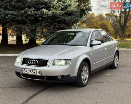 Ауді А4 2002 у Рівному на Automoto.ua Сірий Ауді А4, об'ємом двигуна 1.6 л та пробігом 250 тис. км за 4650 $, фото 1 на Automoto.ua