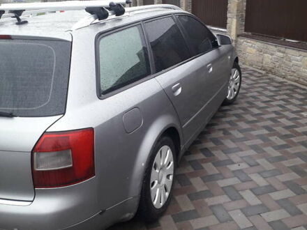 Серый Ауди А4, объемом двигателя 2.5 л и пробегом 263 тыс. км за 4600 $, фото 1 на Automoto.ua