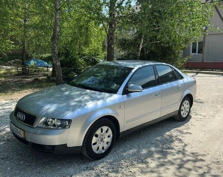 Сірий Ауді А4, об'ємом двигуна 1.6 л та пробігом 192 тис. км за 4700 $, фото 1 на Automoto.ua