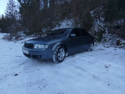Серый Ауди А4, объемом двигателя 1.8 л и пробегом 330 тыс. км за 4500 $, фото 1 на Automoto.ua