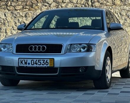 Сірий Ауді А4, об'ємом двигуна 1.6 л та пробігом 192 тис. км за 4500 $, фото 1 на Automoto.ua