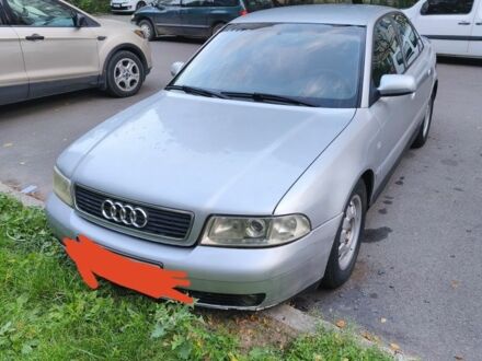 Сірий Ауді А4, об'ємом двигуна 0 л та пробігом 300 тис. км за 1000 $, фото 1 на Automoto.ua