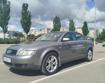 Серый Ауди А4, объемом двигателя 1.8 л и пробегом 220 тыс. км за 5600 $, фото 1 на Automoto.ua