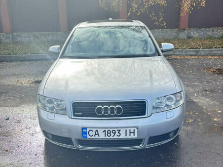 Ауди А4 2003 в Черкассах на Automoto.ua Серый Ауди А4, объемом двигателя 2.98 л и пробегом 211 тыс. км за 5200 $, фото 1 на Automoto.ua