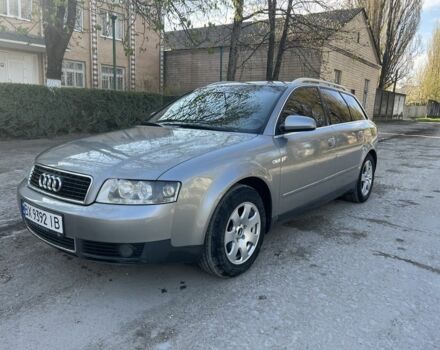 Серый Ауди А4, объемом двигателя 2 л и пробегом 352 тыс. км за 4400 $, фото 1 на Automoto.ua