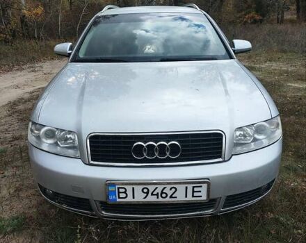 Сірий Ауді А4, об'ємом двигуна 2 л та пробігом 304 тис. км за 5500 $, фото 1 на Automoto.ua