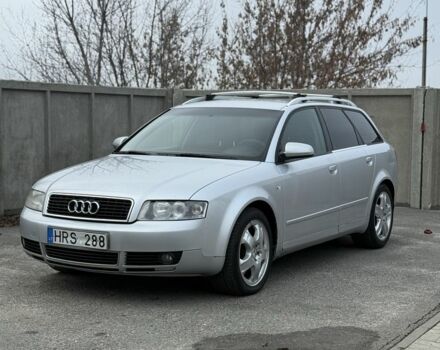 Серый Ауди А4, объемом двигателя 2.5 л и пробегом 300 тыс. км за 3100 $, фото 1 на Automoto.ua