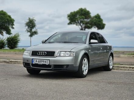 Ауді А4 2003 у Черкасах на Automoto.ua Сірий Ауді А4, об'ємом двигуна 1.8 л та пробігом 603 тис. км за 4100 $, фото 1 на Automoto.ua