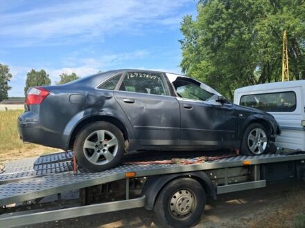 Ауди А4 2004 в Червонограде на Automoto.ua Серый Ауди А4, объемом двигателя 3 л и пробегом 60 тыс. км за 1400 $, фото 1 на Automoto.ua