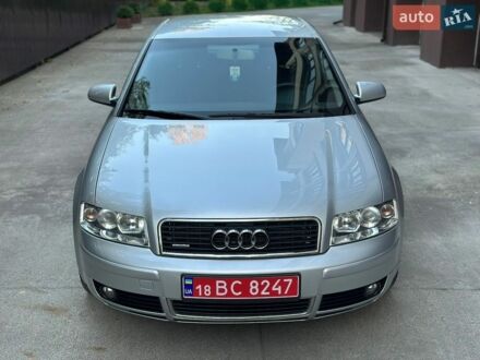 Сірий Ауді А4, об'ємом двигуна 1.8 л та пробігом 276 тис. км за 5799 $, фото 1 на Automoto.ua